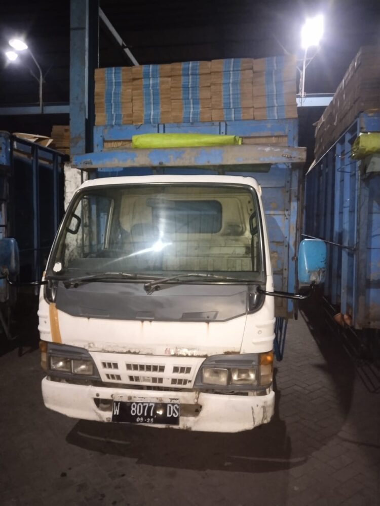 HILANG TANPA KABAR SOPIR DAN TRUCK MUATAN KARTON